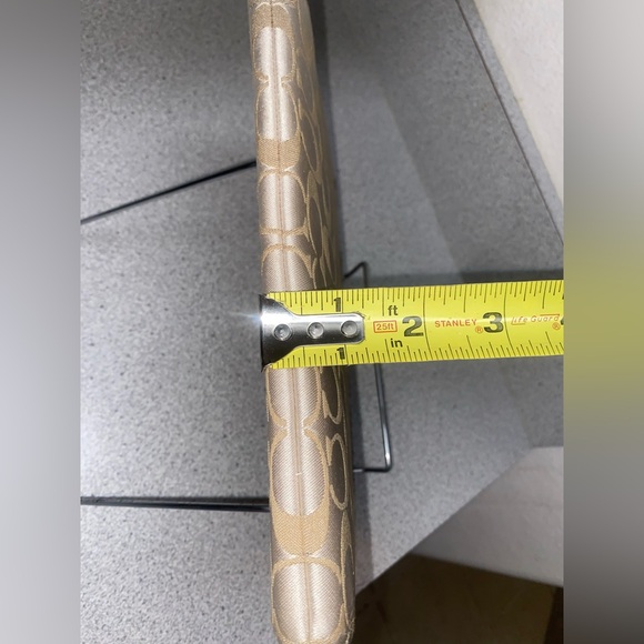 Coach Poppy Appliqué Khaki Tablet/iPad Sleeve EUC - Picture 15 of 16